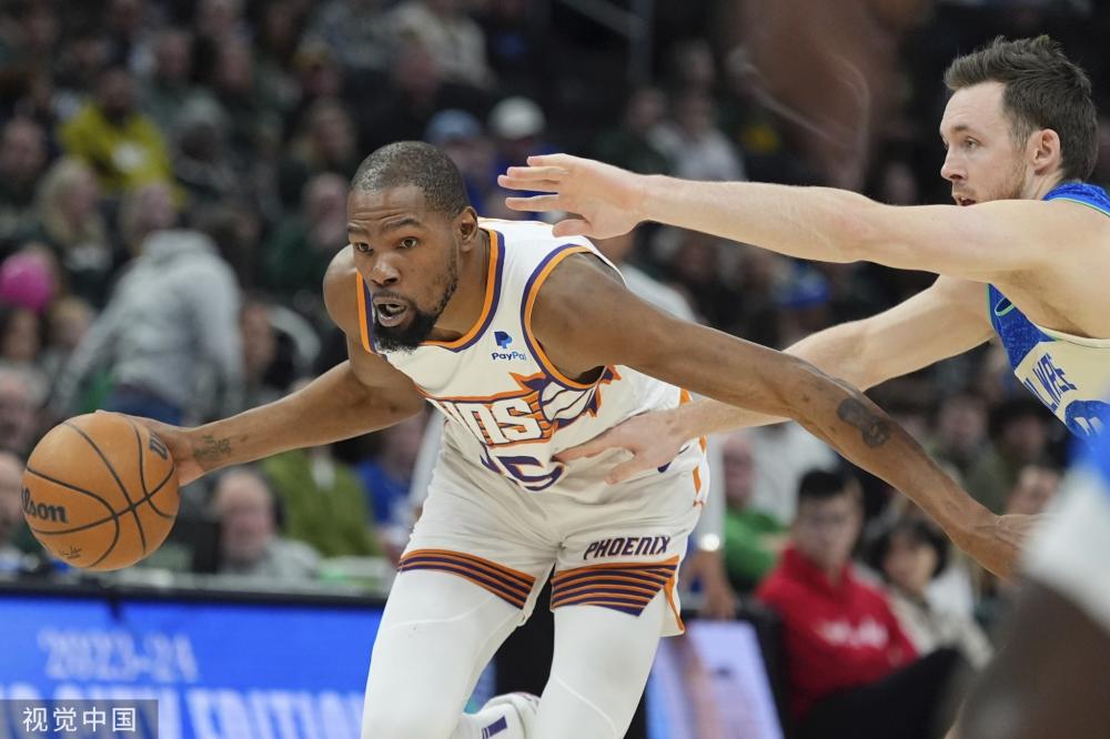 场上崭露头 场上崭露头